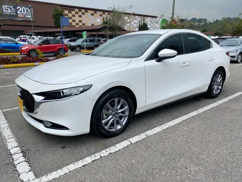 Mazda 3 2.0 Touring At