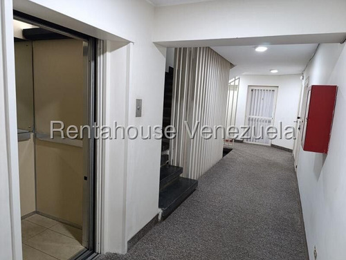 Alquiler De Departamento Colinas De Bello Monte#25-12143
