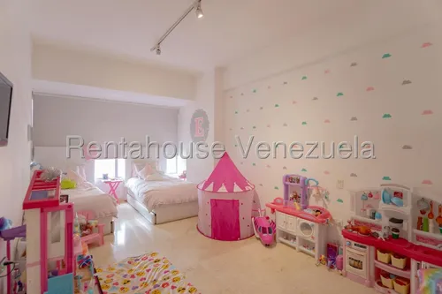 Ph En Venta En Las Mercedes