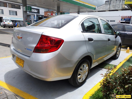 Imagen 8 de 25 de Chevrolet Sail Ls Mecanico Aa