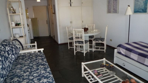 Venta De Apartamento Monoambiente En Península