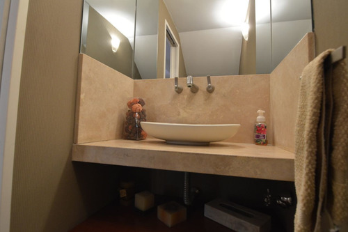 Imagen 6 de 30 de Venta Casa En 2 Plantas Con Quincho Ubicada En Mataderos, Capital Federal