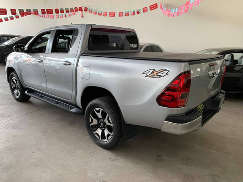 Imagem 3 de 10 de Toyota Hilux 2.8 Srx 4x4 Cd 16v Diesel 4p Automático