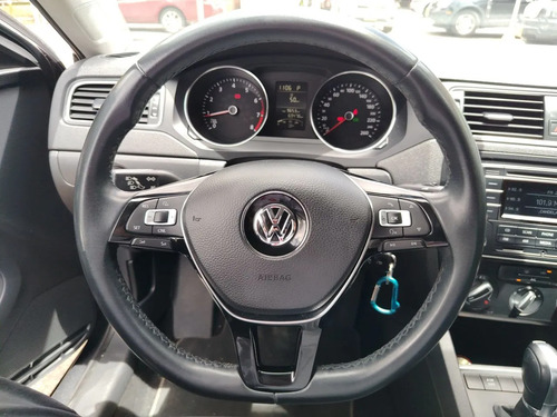 Volkswagen Jetta Comfortline Sedan Sec 2,0