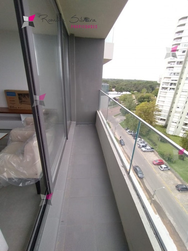 Apartamento En Alquiler Anual Zona De Roosevelt- Ref: 9813