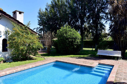 Casa En Venta 4 Ambientes Country Banco Provincia Francisco Álvarez