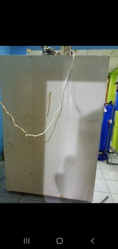Imagen 2 de 7 de Cava Hielera . Capacidad 80 Sacos ...100% Operativa
