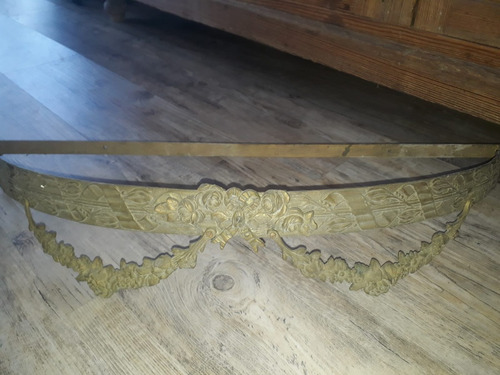 Antigua Consola Francesa De Metal En Maldonado (Usado)