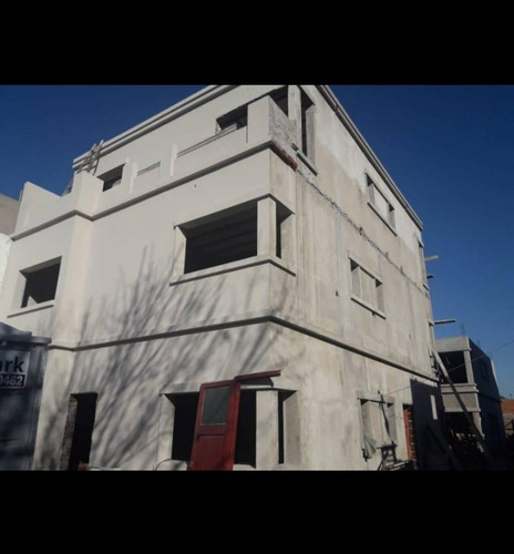 Imagen 2 de 4 de Condominio De Departamentos En Castelar, Moron