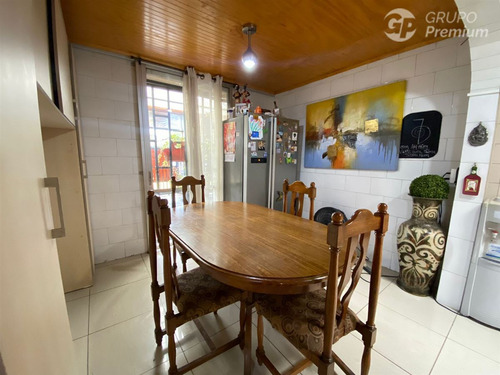 Casa En Venta 4dorm 3baños 3estac. Quincho Y Patio En Maipú