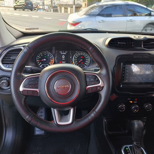 Jeep Renegade 1.8 Flex Aut. 5p