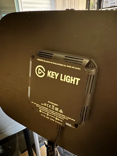Iluminador Led Elgato Key Light - Seminovo | MercadoLivre