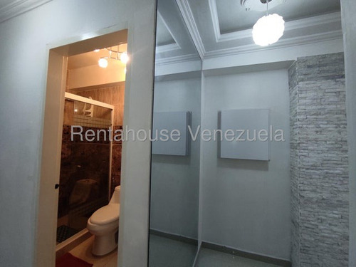 Cf Hermoso Apartamento A La Venta En Edificio Con Planta Eléctrica Y Conectado A Pozo En Maracay!! Listing 25-18344
