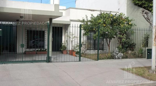 Imagen 1 de 22 de Casa - Moron