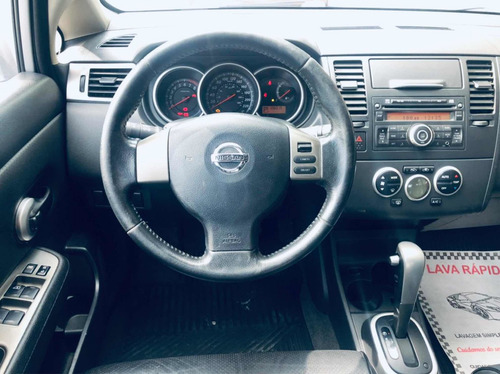 Imagem 7 de 10 de Nissan Tiida 2012 1.8 Sl Flex Aut. 5p