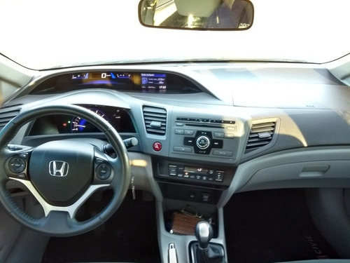 Imagem 8 de 15 de Honda Civic 2012 1.8 Lxl Flex 4p