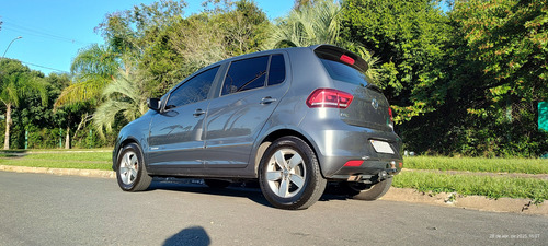 Volkswagen Fox 1.6 16v Msi Highline Total Flex I-motion 5p