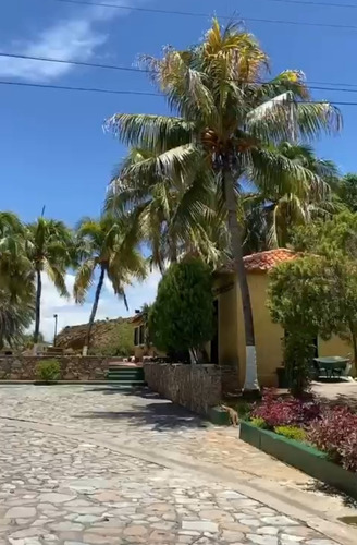 Imagen 1 de 23 de Se Vende Apartamento En Res. Loma Dorada - Porlamar