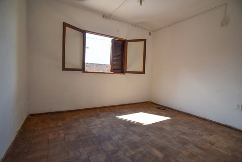 Imagen 19 de 22 de Se Vende Excelente Casa En Santo Tomé!