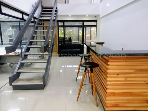¡oficina Maravillosa En Piso Pent-house, Torre Emblematica! - El Rosal // El Rosal, Av. Venezuela // Luis Gómez, Mls 24-1656