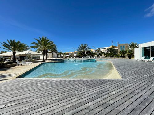 Casa En Venta En El Conjunto Residencial Majestic Village