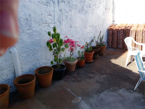 Imagem 21 de 25 de Você E Sua Familia Irão Morar Em Uma Charmosa Casa, Com Quintal, Em Um Bairro Maravilhoso. - Reo565323
