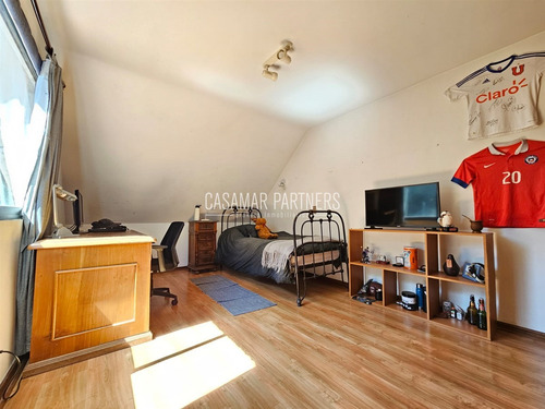 Casa En Venta De 6dor-3baño, + Svs, Lo Barnechea
