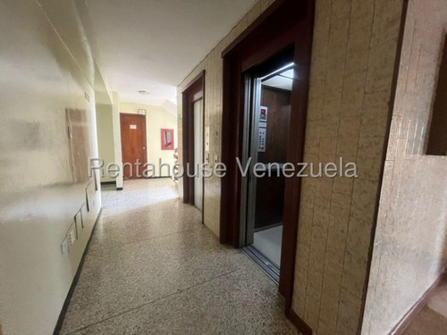 Valeria Chong Apartamento Venta Barquisimeto Lara Zona Centro Este Oportunidad Residencial Economico Código Inmobiliaria Rent-a-house 25-18558