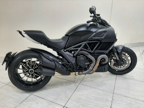 Ducati Diavel Dark