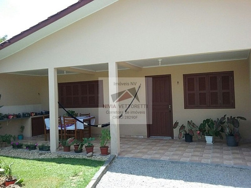 Casa A Venda No Bairro Rio Vermelho Em Florianópolis - Sc. - 547-1