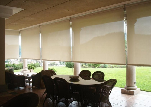 Toldo Vertical Para Ventanas De Uso Exterior. Manual-motor