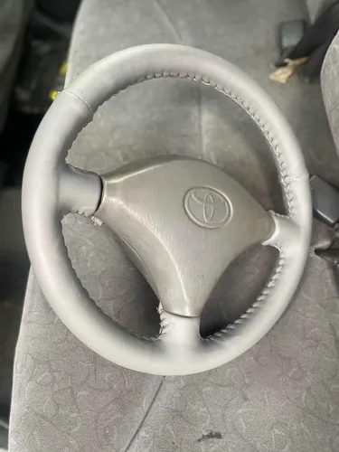 Volante Toyota Yaris Año 2.000 (Usado)