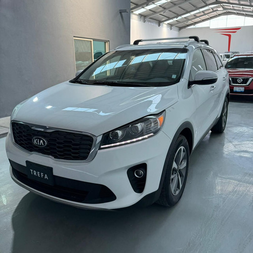 Kia Sorento 2.4 L4 EX Piel 7 Pasajeros At