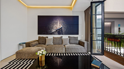 Pier 57 Unit 410