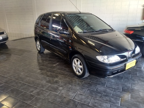 Renault Scenic Rxe 2.0 Gasolina Mecanica $9,500.00