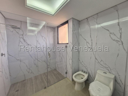 Mb Apartamento (1 Nivel) En Venta En Campo Alegre, Distrito Metropolitano
