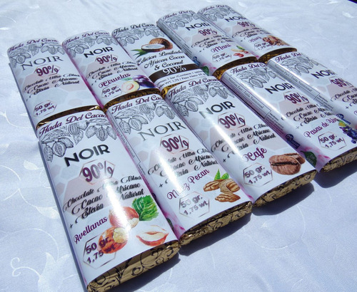 Imagen 5 de 9 de Tabletas De Chocolate 90% - Edicion Especial - Frutos Secos