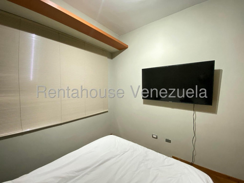 Apartamento En Alquiler - La Castellana - 25-10489 Ncg