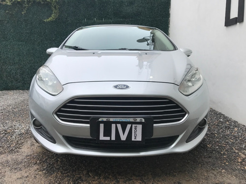 Imagen 6 de 25 de Ford Fiesta Se Plus 1.6 Año 2014 - Liv Motors
