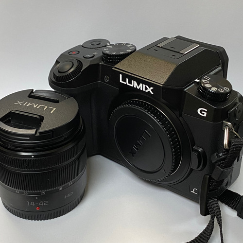 Lumix Panasonic G7 Kit 14-42mm Como Nueva Negro (Usado)