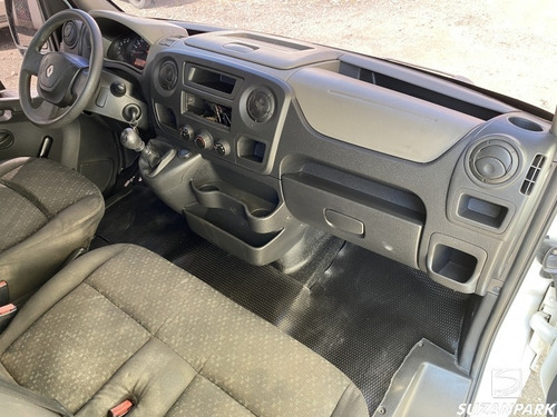 Imagem 9 de 10 de Renault Master Furgão Extra Longo 2015 Abaixo Da Tabela