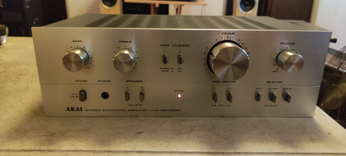 Amplificador Stereo Akai Am-2250 Excelente Made In Japan 25w Plateado 25 W (Usado)