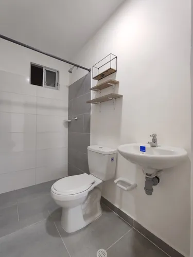 Apartamento En Arriendo En La Floresta. Cod A30656
