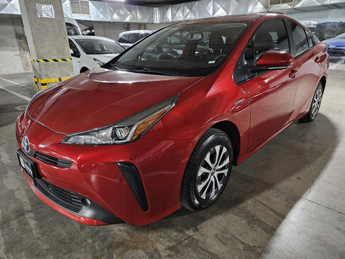 Toyota Prius 1.8 Premium Cvt