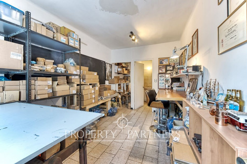 Venta Casa Con Historia Y Gran Potencial En Ñuñoa