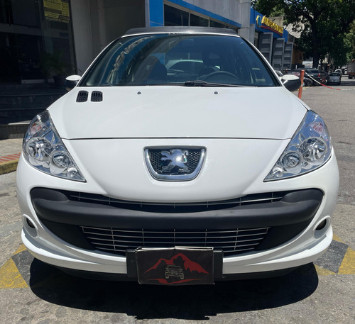Peugeot 207 2011 Compact