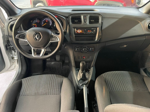 Imagem 12 de 15 de Carro Renault Logan Oportunidade De Financiamento
