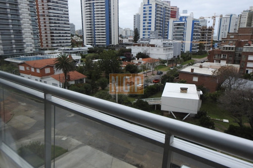 Imagen 4 de 4 de Lindisimo Edificio Con Todos Los Servicios
