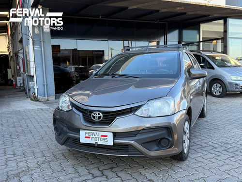 Toyota Etios X b sedan