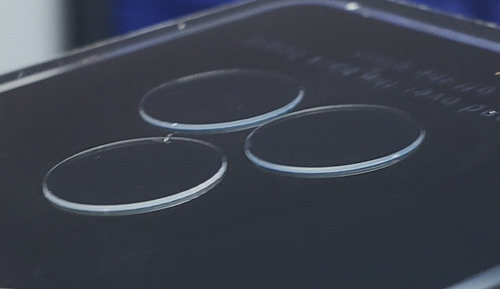 Imagen 2 de 3 de Protector Lente Cámara Trasera Para iPhone 11 Pro